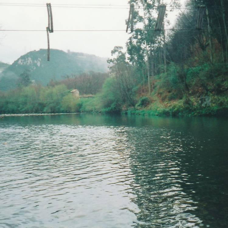 LIMPIEZA DE RIO EN MIERES